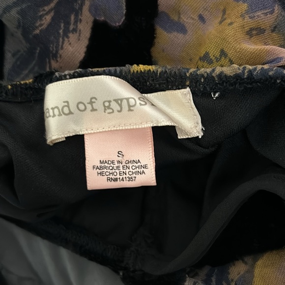 Band of Gypsies Velvet Floral Slip Dress - Picture 3 of 9